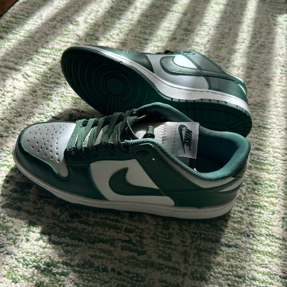 Nike Dunks